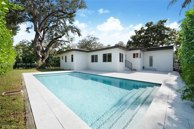 Building Photo - 1449 Cecilia Ave