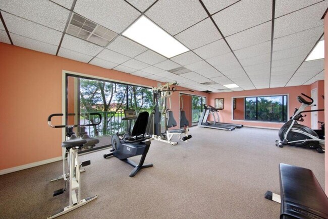 Building Photo - 7785 Estero Blvd