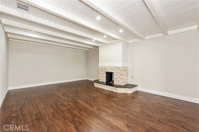 Building Photo - 2110 E North Redwood Dr