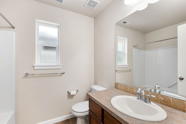 Building Photo - 2121 N Country Vista Blvd