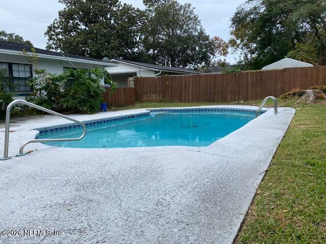 Building Photo - 1539 Bentin Dr N