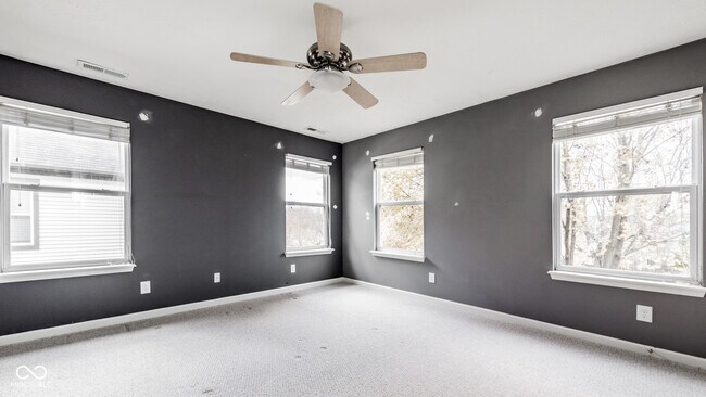 Building Photo - 2525 Central Ave