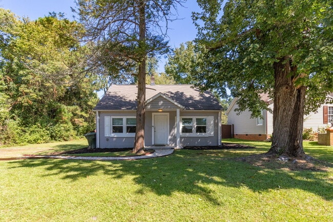 Building Photo - 2510 Harley Dr