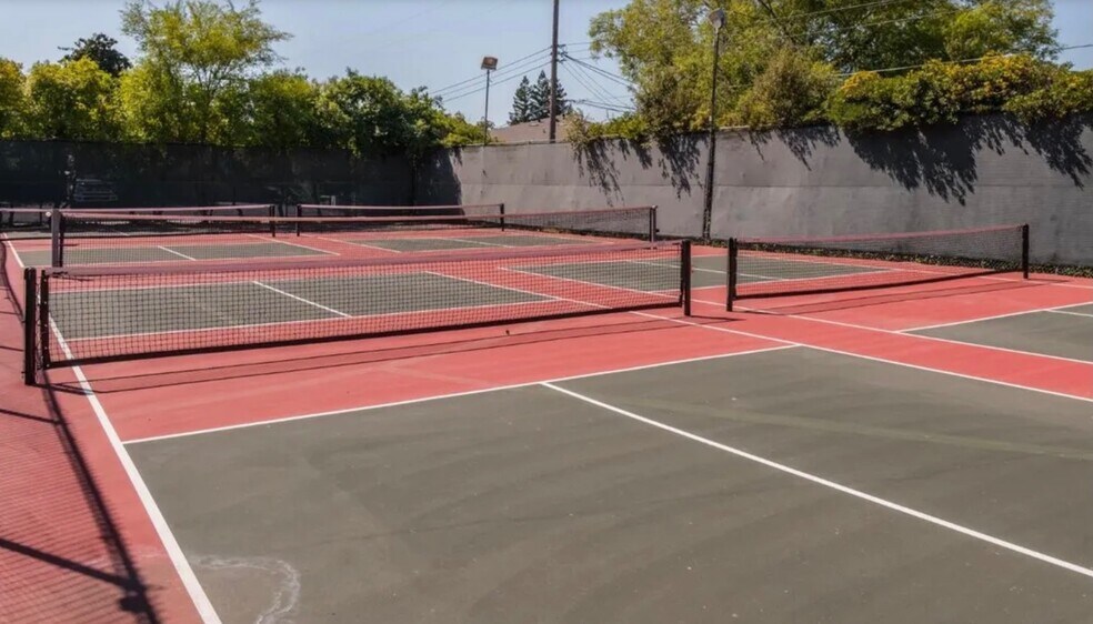 Pickleball courts - 911 Fulton Ave
