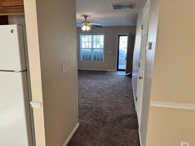 Building Photo - Charming 2-Bedroom, 2-Bath Townhouse in Winston-Salem