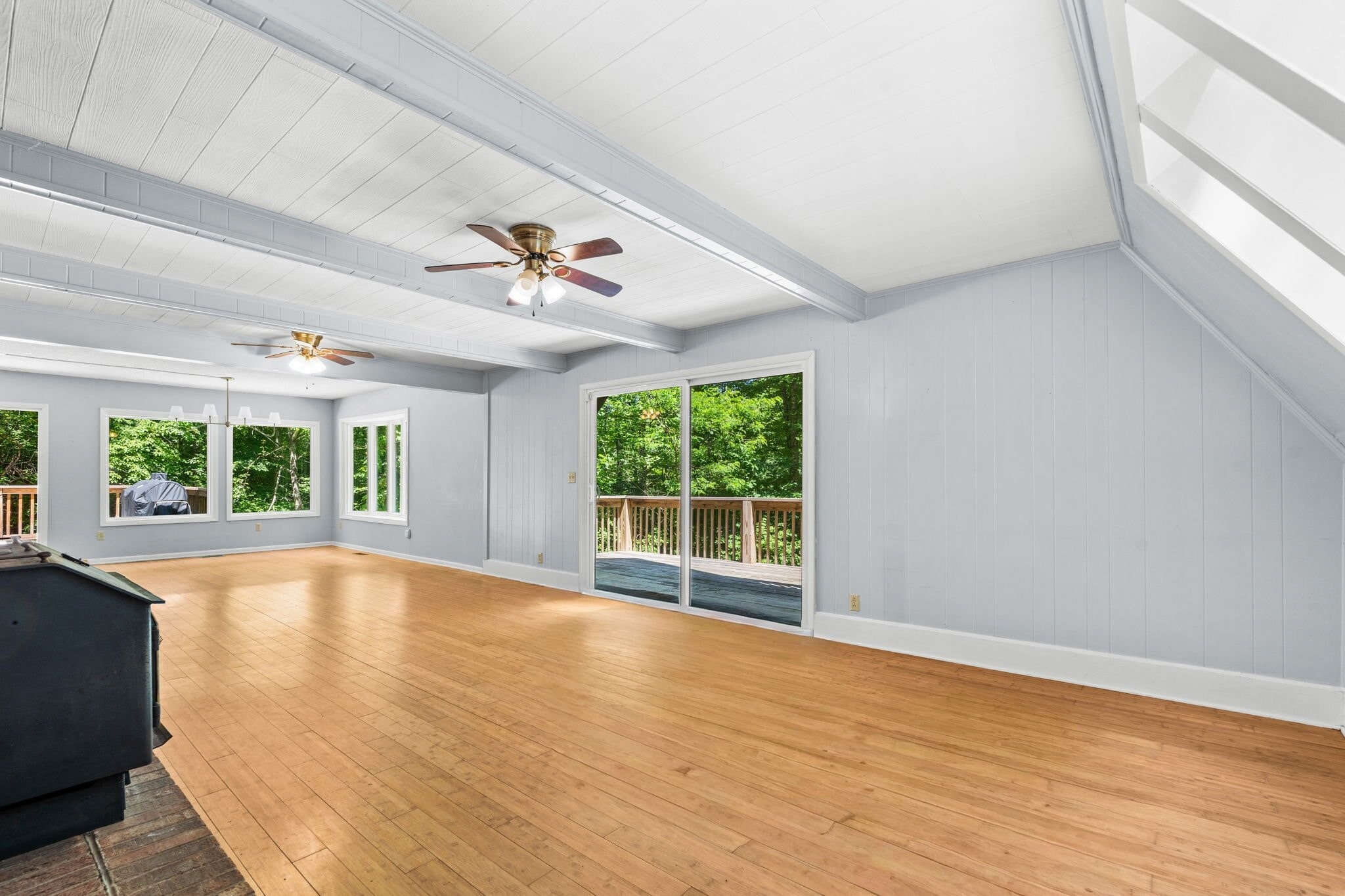 Building Photo - 864 Trojan Horse Cir