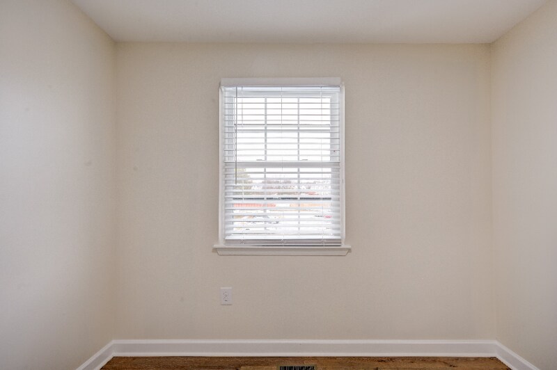 Building Photo - 23 Brucester Bridge Ct