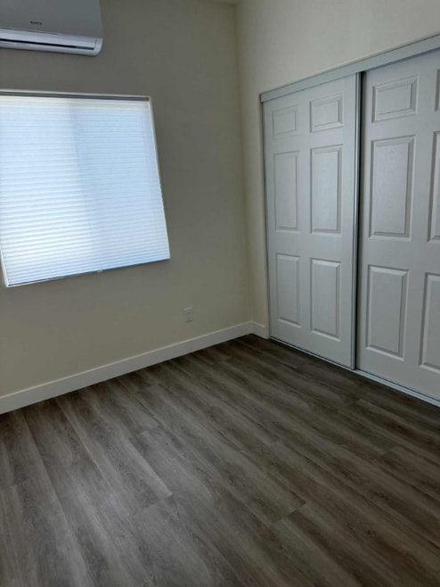 Building Photo - 11463 Westonhill Dr