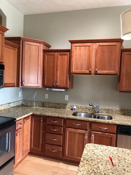 Building Photo - 14794 S Granite Ridge Ln