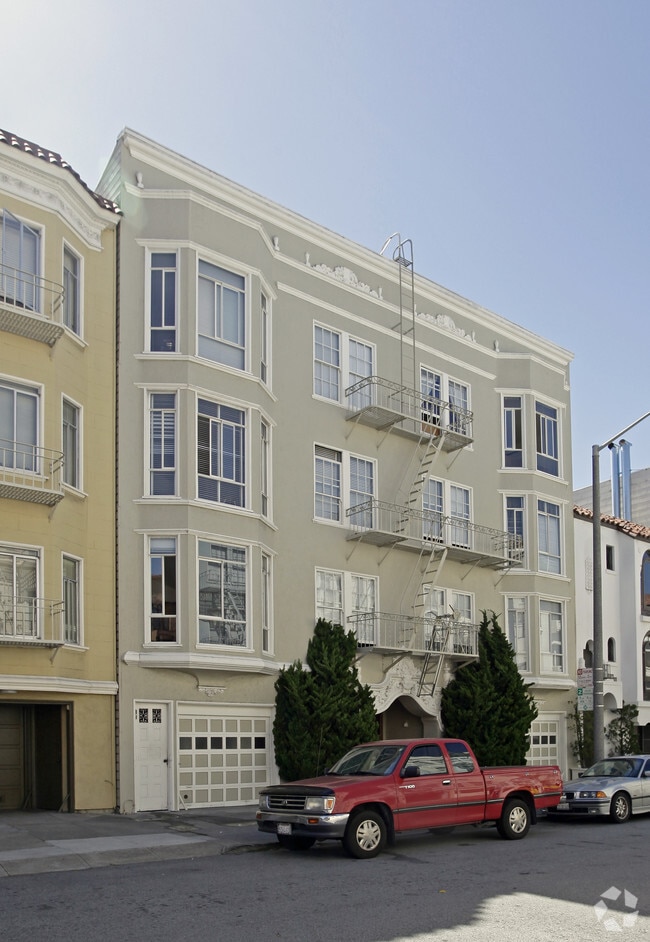 Pierce Apartments 3415 Pierce St San Francisco CA 94123 Apartment