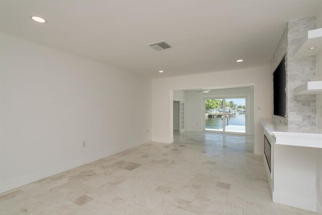 Building Photo - 4845 Shell Stream Blvd