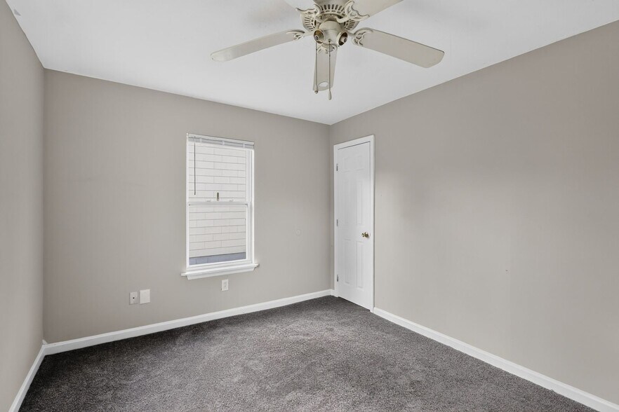 Building Photo - 2922 Whistler Ln