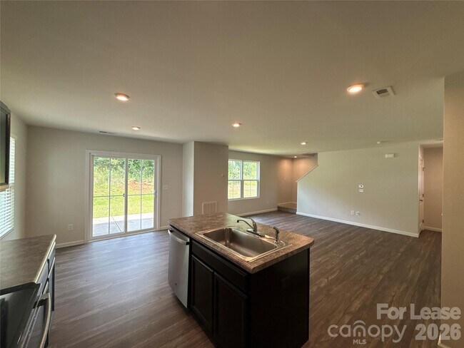 Building Photo - 4208 Bowline Dr