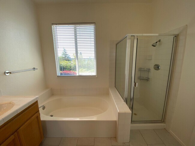 Building Photo - Castlerock Gated Community off Hilborn! Be...