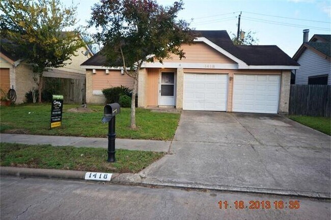 Building Photo - 1418 Hunters Park Dr