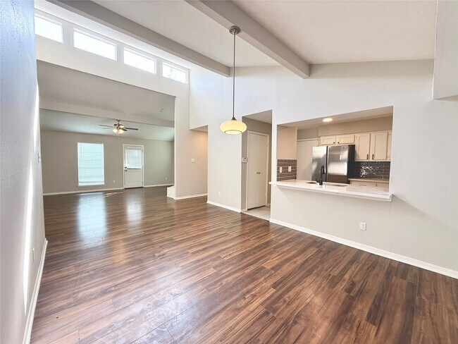 Building Photo - 4223 Amir St