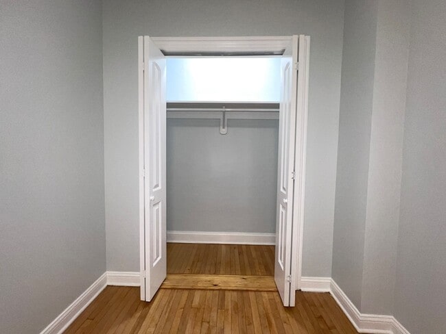 Building Photo - 4815 S Elizabeth St