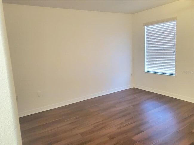 Building Photo - 2044 Hawks View Dr