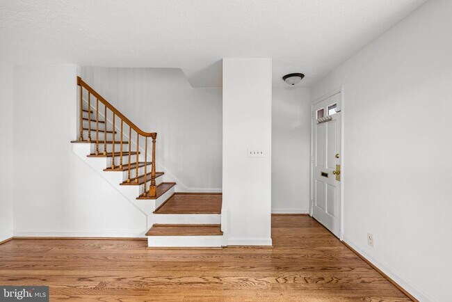 Building Photo - 3061 S Woodrow St