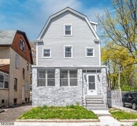 Building Photo - 155 Tichenor Ave
