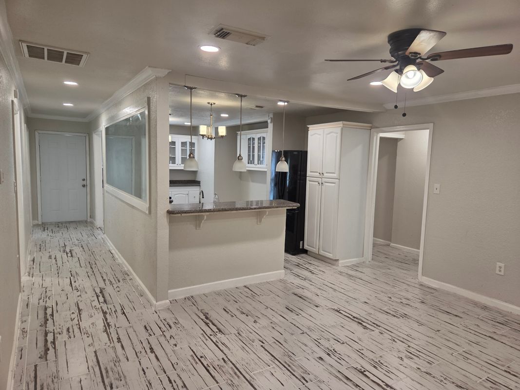 Building Photo - 3807 Sailfish Ln