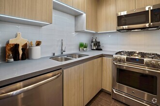 Building Photo - Residences at Village Walk