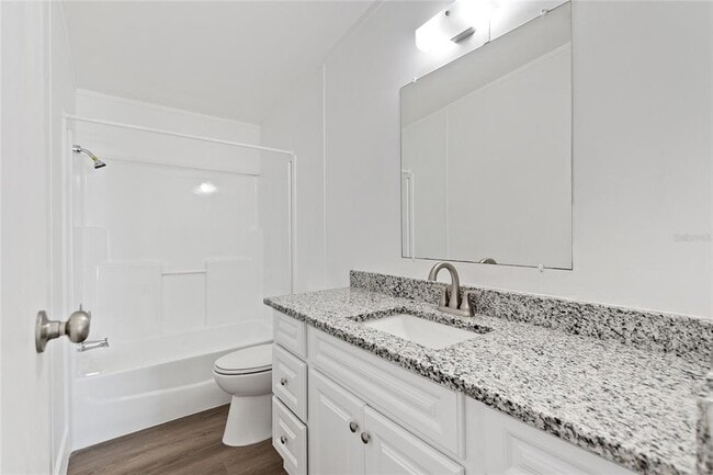 Building Photo - 486 Lindsey Dr