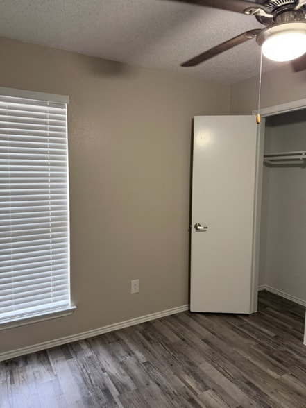 Building Photo - 3016 Gregory Ln