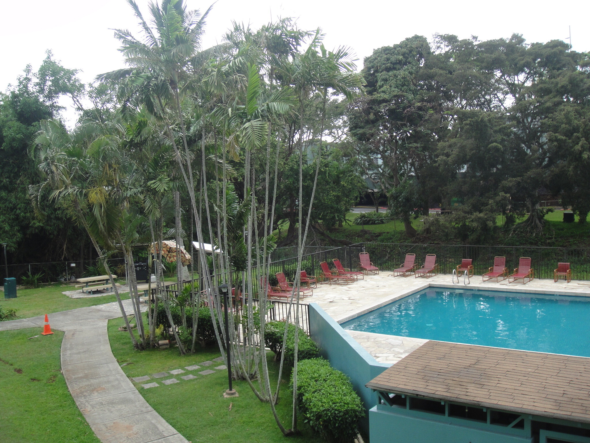 Pool & BBQ Area - 98-402 Koauka Loop