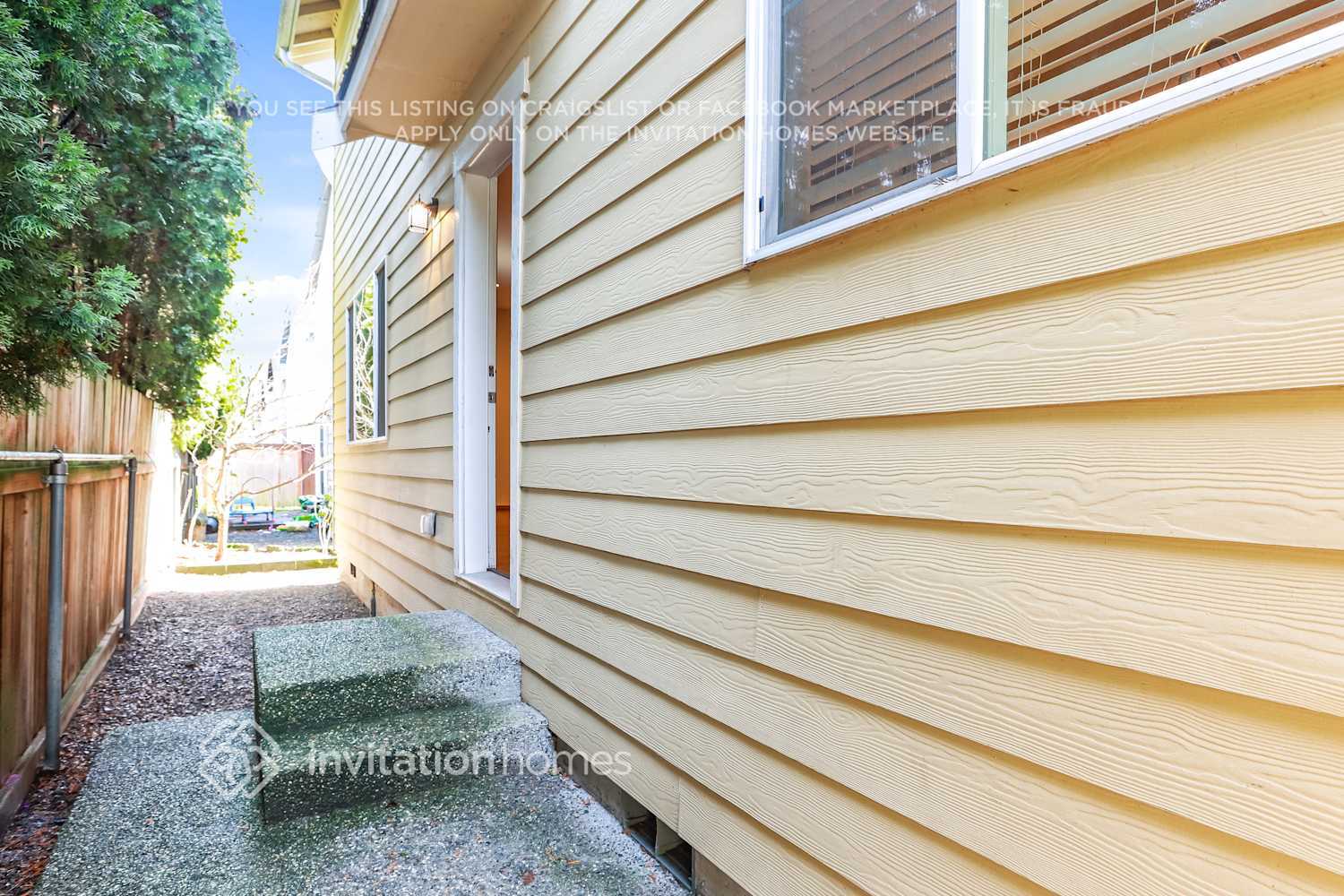 Building Photo - 10019 3rd St NE