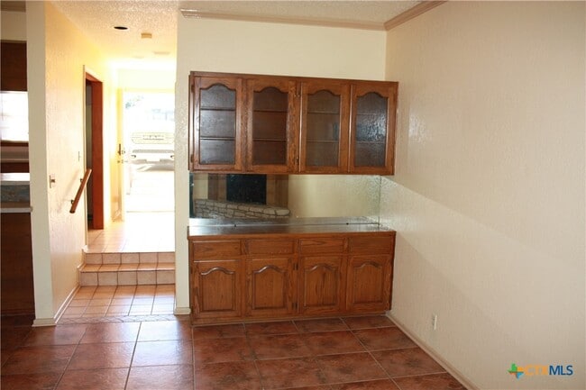 Building Photo - 421 Watts Ln