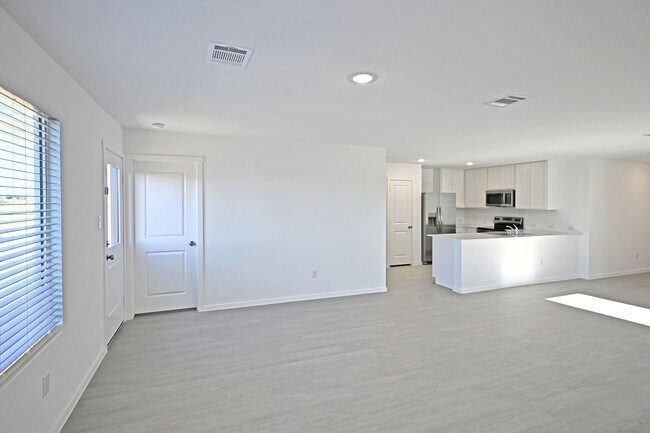 Building Photo - 3813 Low Tide