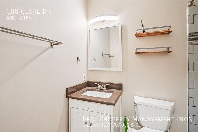 Building Photo - 108 Clore Dr