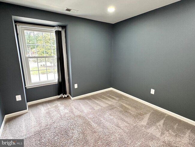Building Photo - 7428 Erska Woods Court