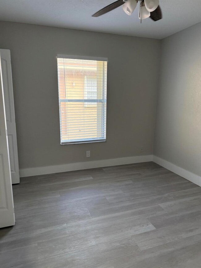 Building Photo - 2225 Raleigh St