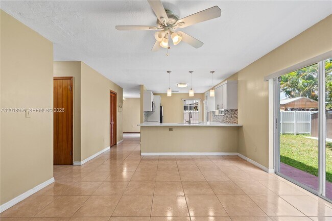Building Photo - 15345 SW 63rd Ter