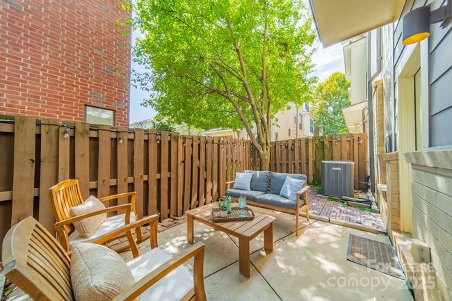 Building Photo - 3254 Noda Blvd