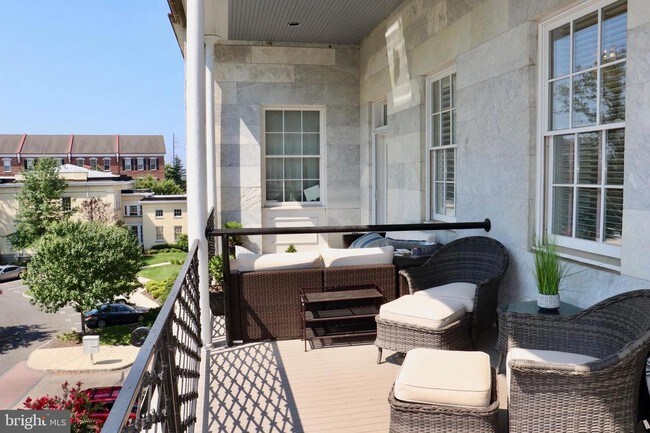 Building Photo - 1 Academy Circle