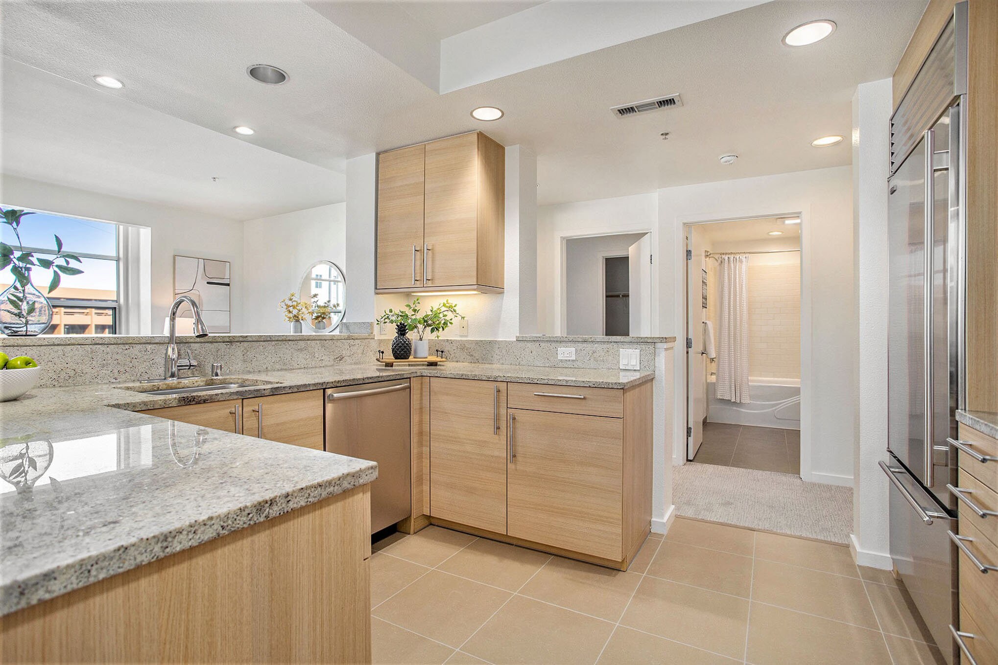 Kitchen - 1655 N California Blvd