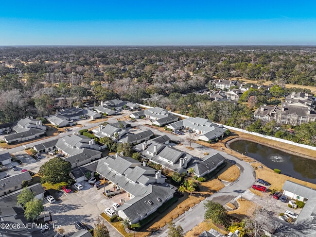 Building Photo - 141 La Pasada Cir W