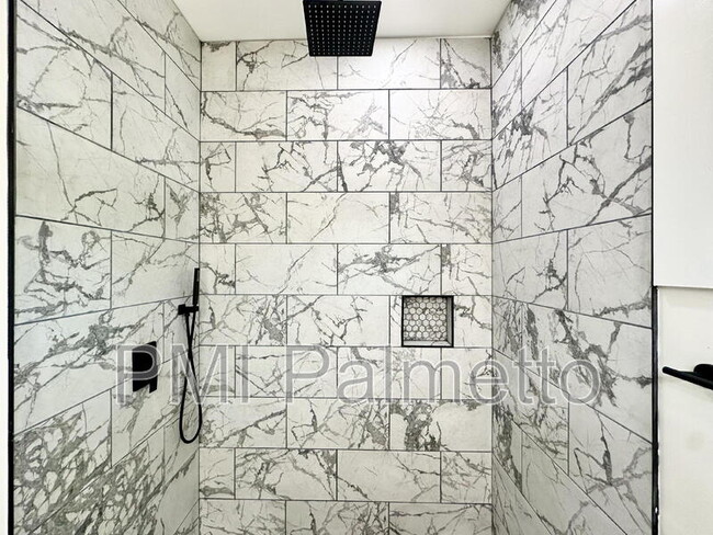 Building Photo - 1121 Zeigler St