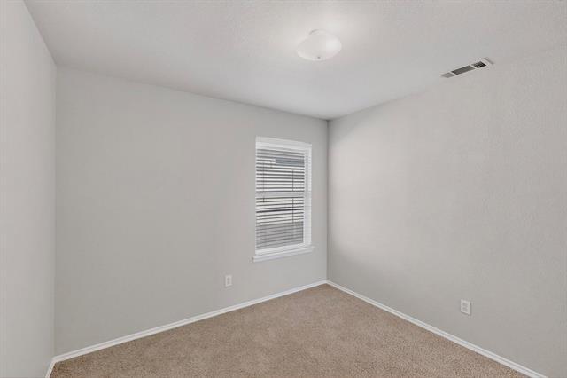 Building Photo - 10913 Dillon St