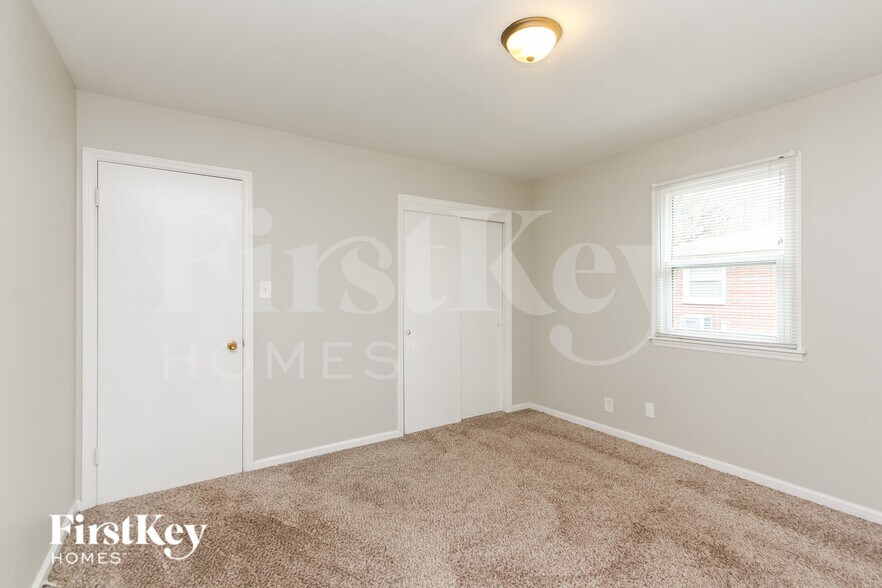 Building Photo - 5970 Manning Rd