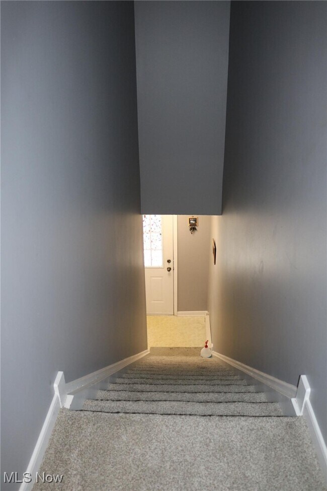 Building Photo - 28340 Center Ridge Rd