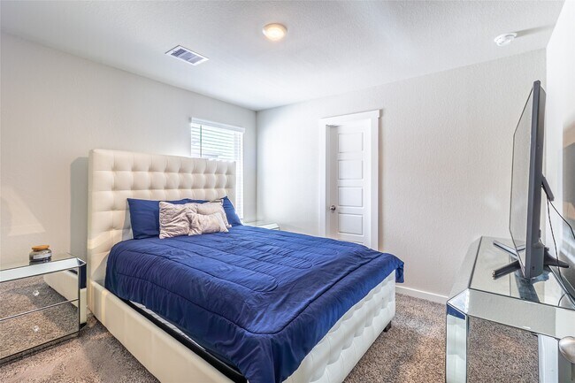 Building Photo - 3020 Stock Orch Ln