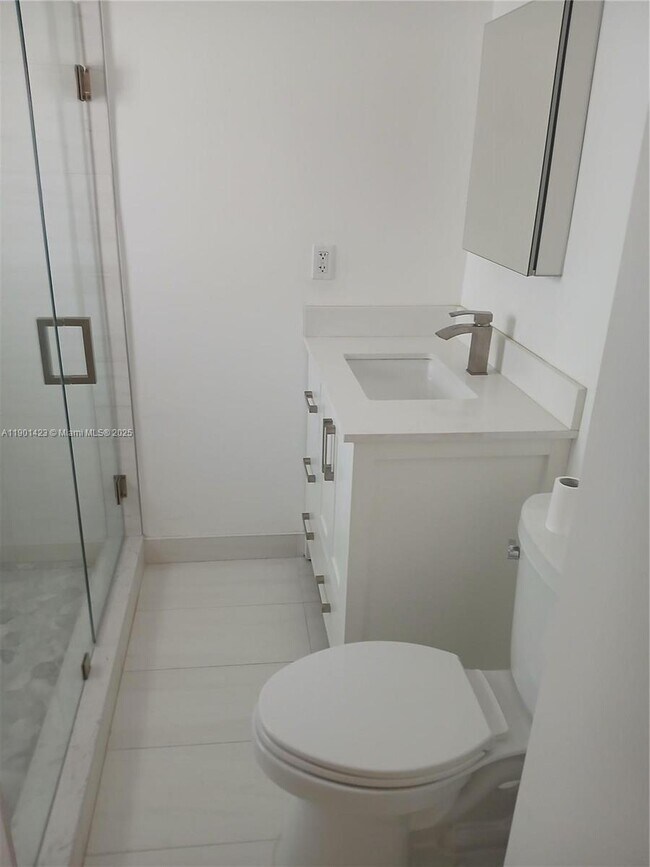 Building Photo - 1945 NW 4th Ave