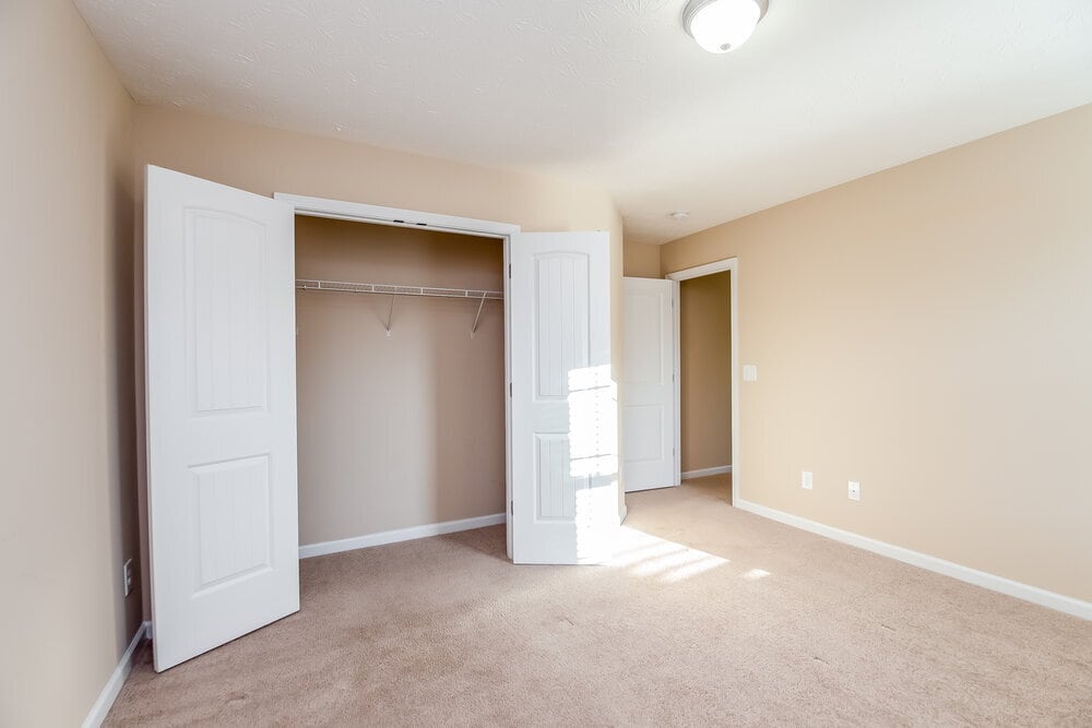 Building Photo - 23 St Charles Pl