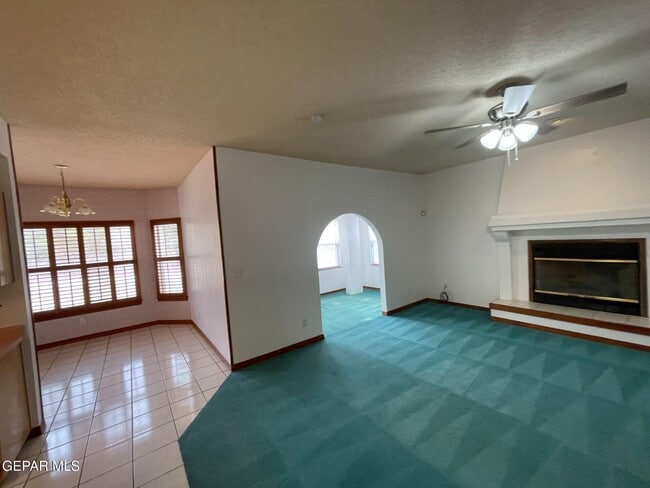 Building Photo - 6851 Rock Canyon Dr