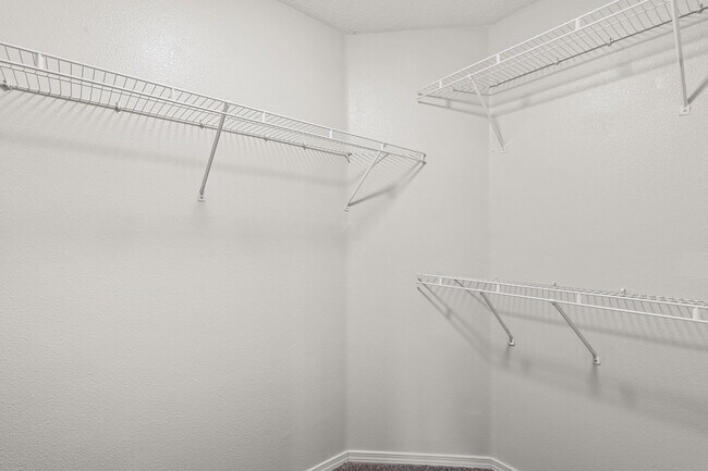 Building Photo - 8416 Magenta Rd NW