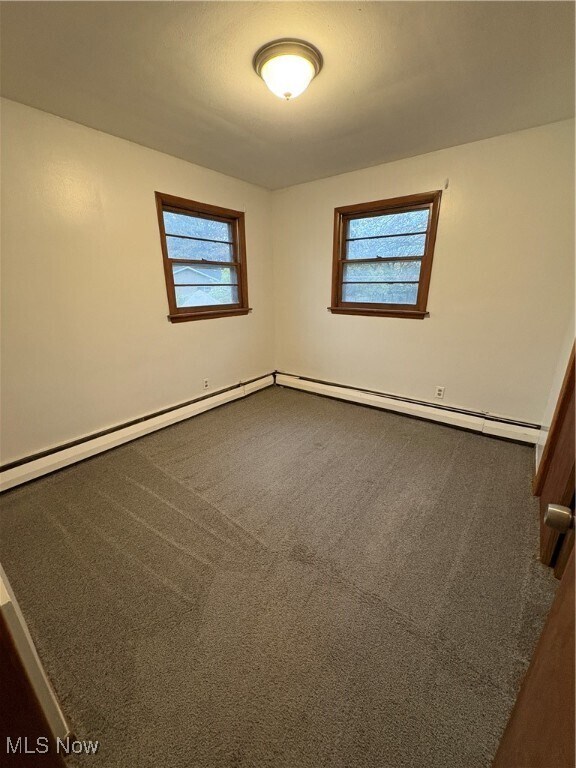 Building Photo - 3053 Hadley Ave